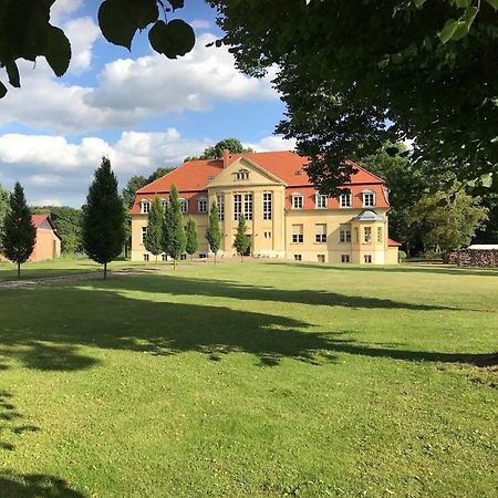 Schloss Grabow, Resting Place & A Luxury Piano Collection Resort, Prignitz Brandenburg Grabow  Ngoại thất bức ảnh
